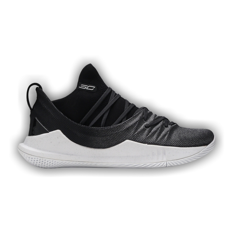 Curry 5 2025 black and white