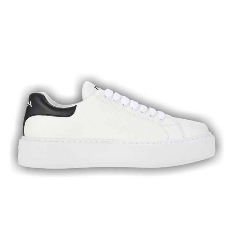 2EG361_3O8X_F0964.png.png