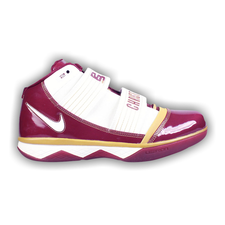nike lebron 3 christ the king