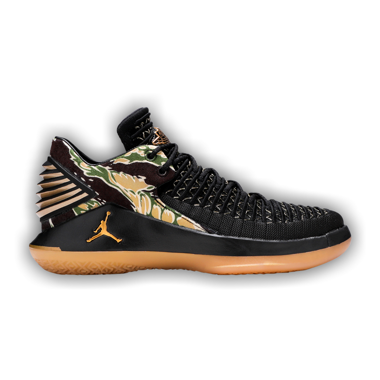Jordan 32 low camo deals