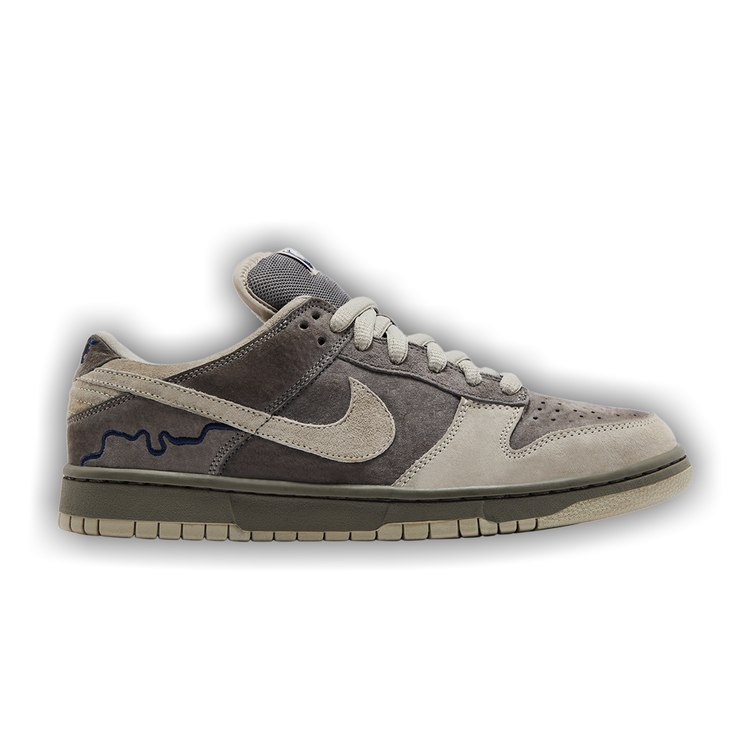 Buy Dunk Low Pro SB London 308269 111 GOAT