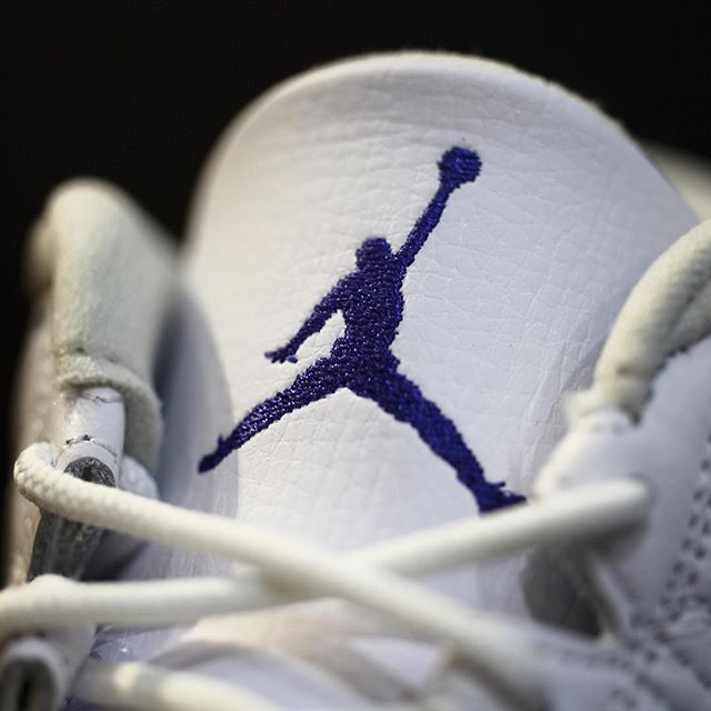 Jordan 11 low ie cobalt on sale