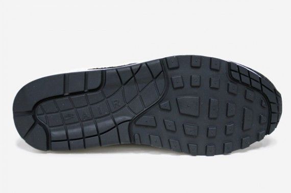 nike air max 1 geometric