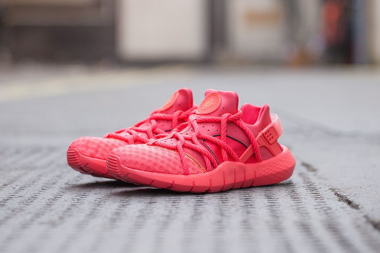 Sneaker Nike Huarache Light Rouge Nike Huarache Light Homme Rouge