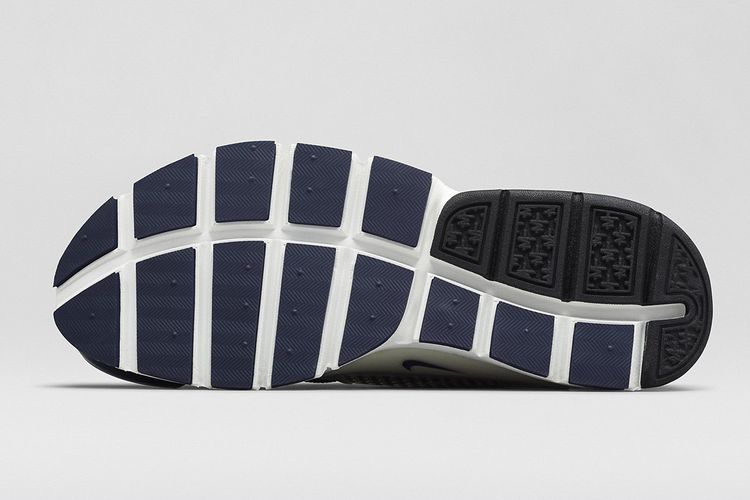 Fragment Design x Nike Sock Dart Obsidian