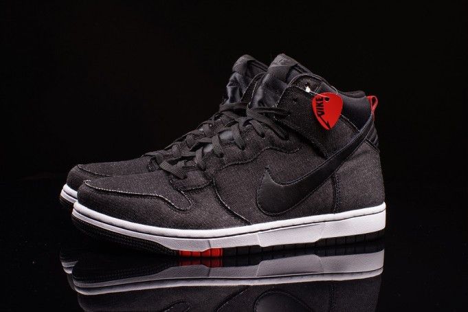 Buy Nike Dunk CMFT High  display picture 2