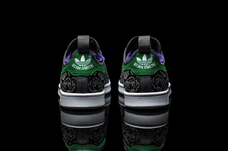 adidas gazelle silver green womens Sneaker Politics