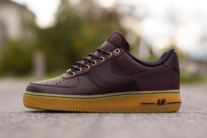 Size 10.5 Air Force 1 Winterized Deep Burgundy