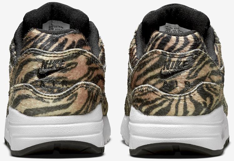 Nike Air Max 1 QS GS Tiger