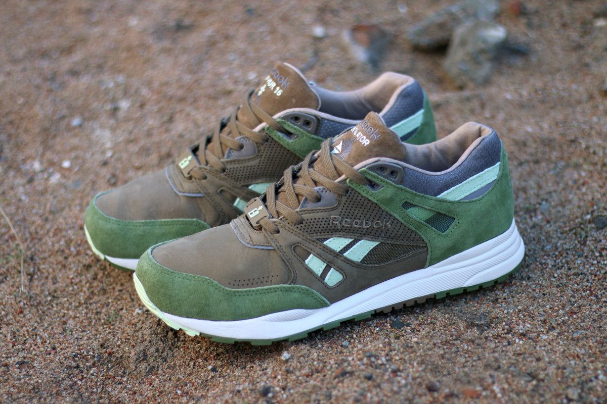 Achetez des LimitEDitions x Reebok Ventilator CN Sulphur 16 M48367 GOAT FR