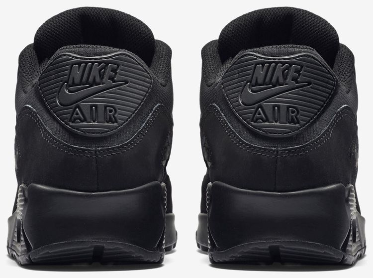 Nike Air Max 90 Essential