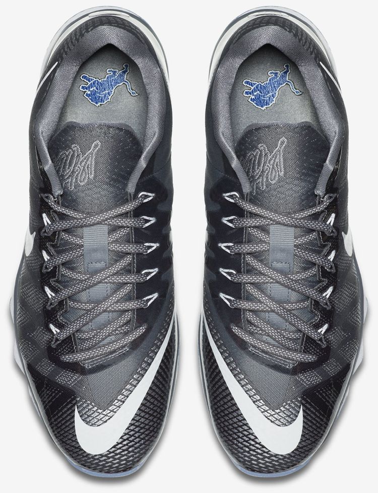 Nike CJ3 Flyweave Trainer