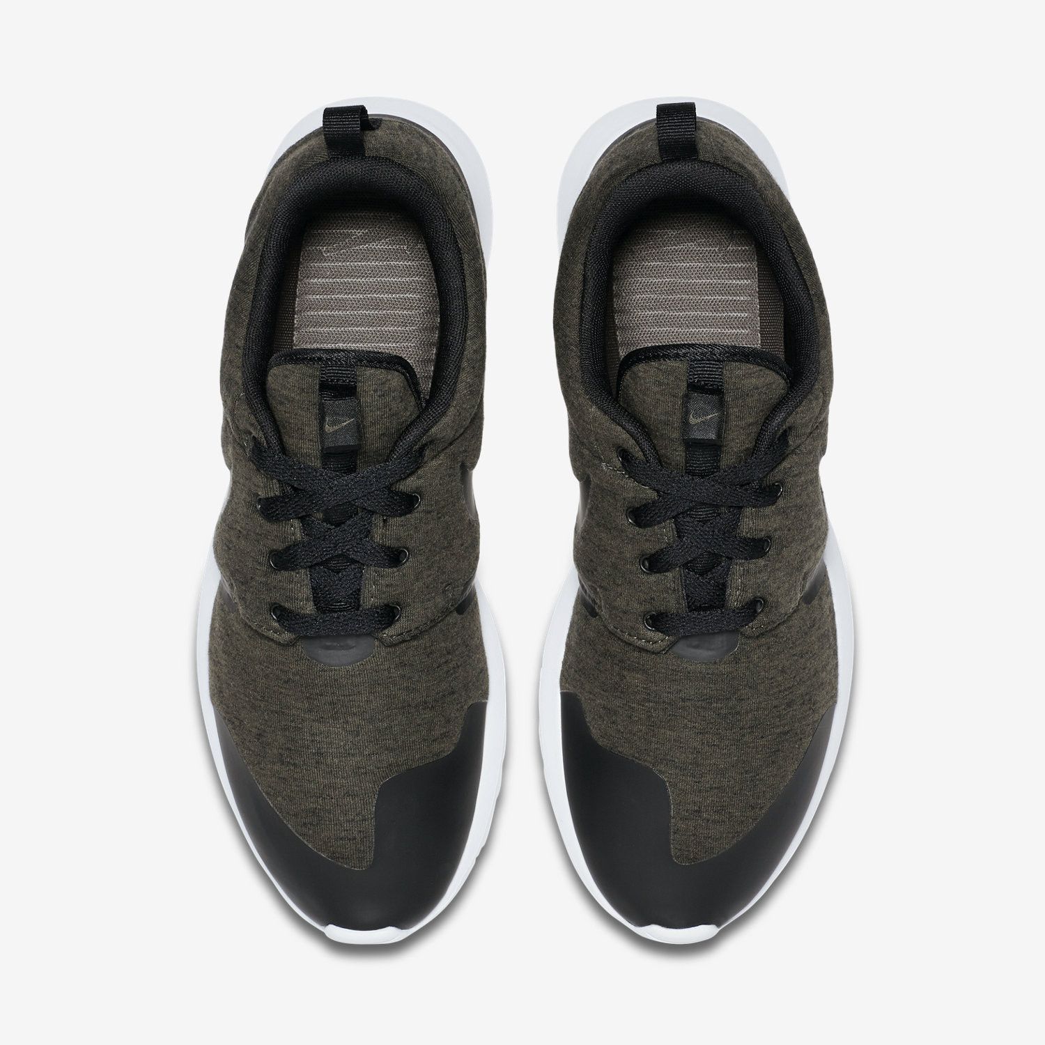 Buy Roshe One Tech Pack 749658 301 GOAT