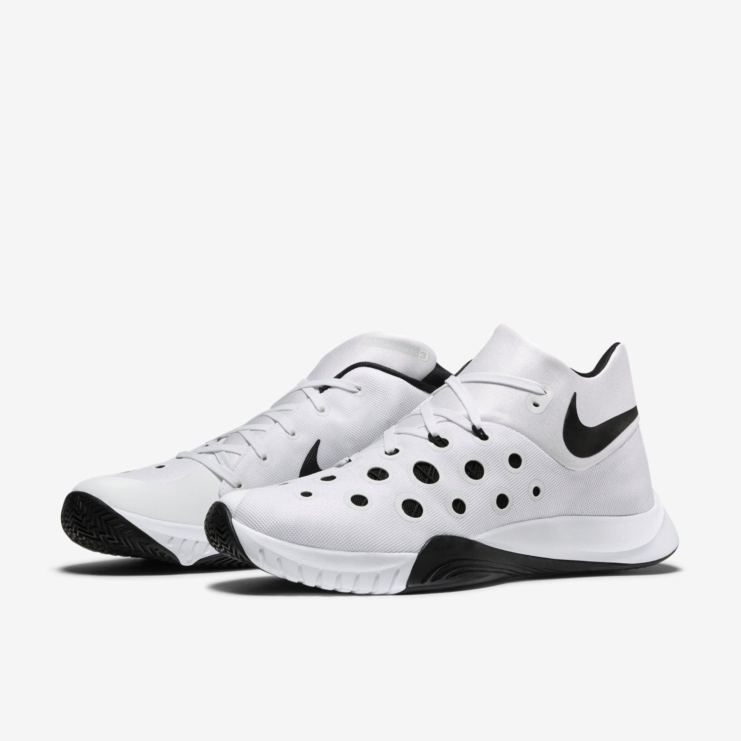 Nike quickness basketball shoes hot sale