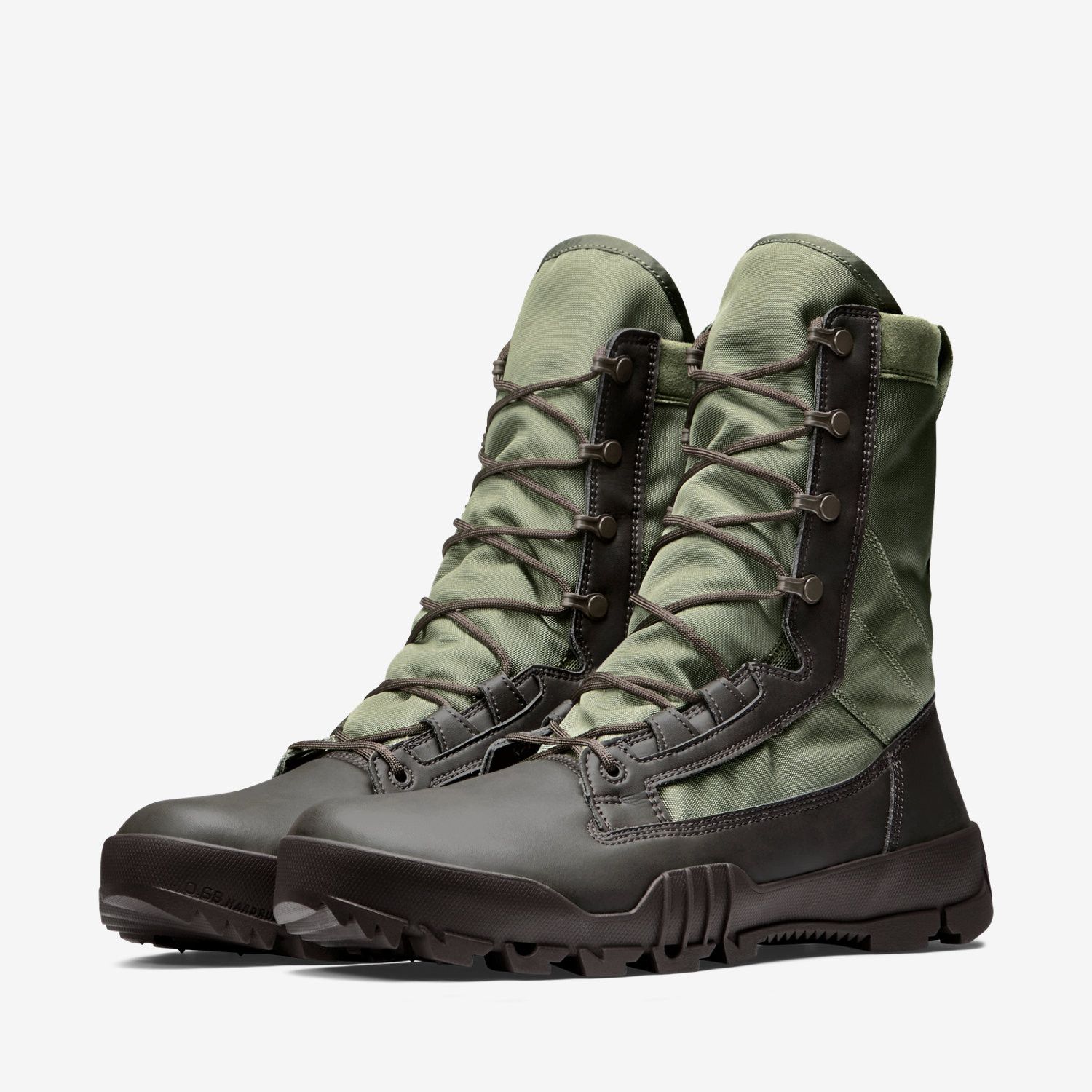 mens green nike boots