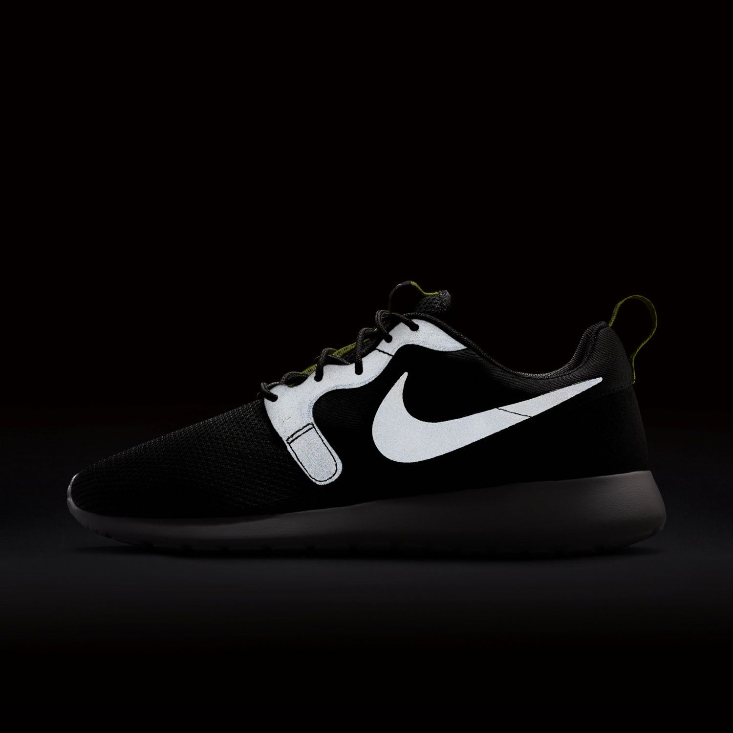 Buy Roshe One Hyperfuse 636220 003 GOAT CA