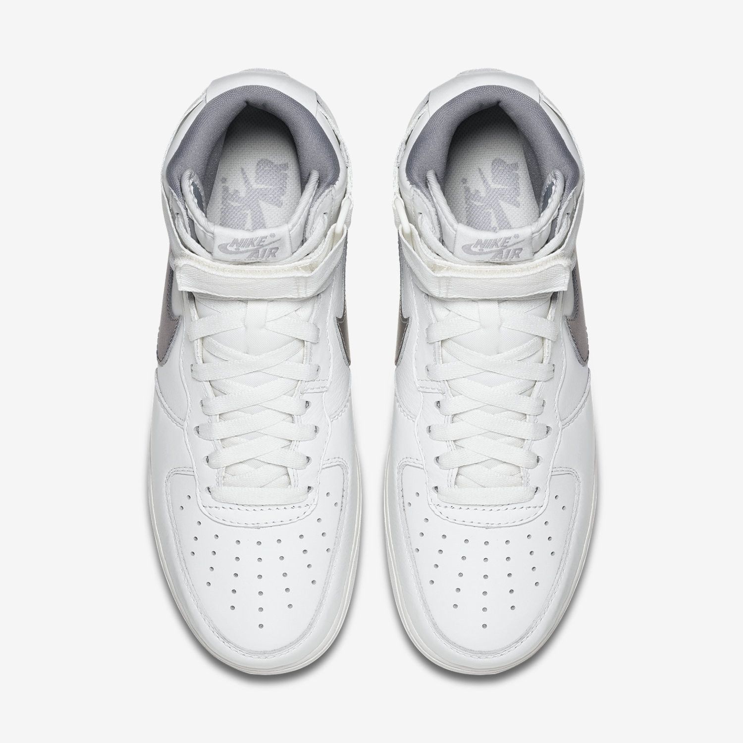 Achetez des Air Force 1 High Retro QS White Silver 743546 101 GOAT FR