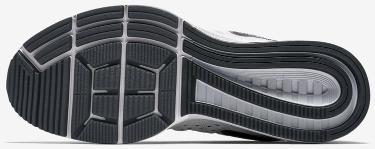 Nike Air Zoom Vomero 10