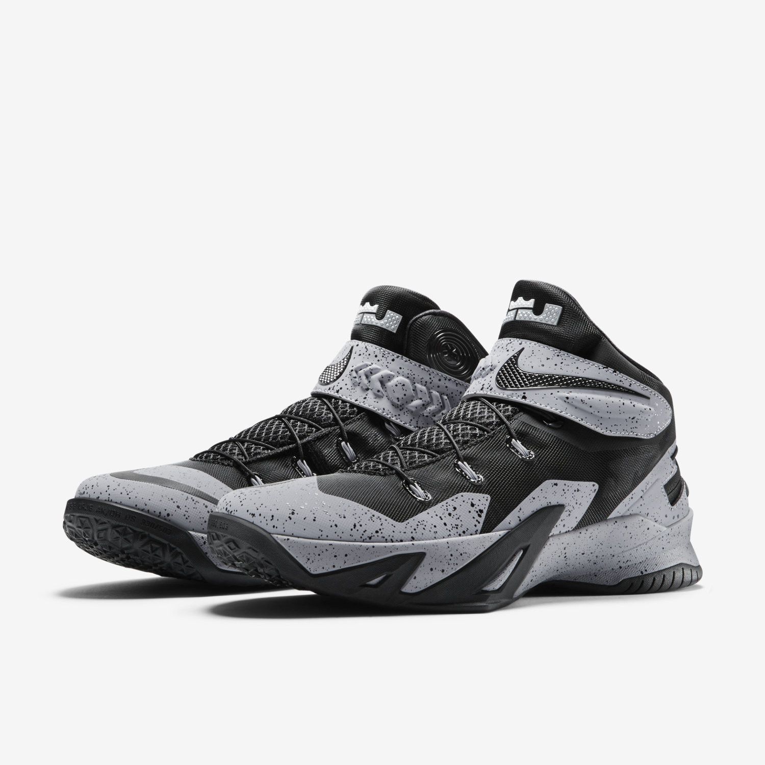 Lebron zoom soldier 8 flyease 2025