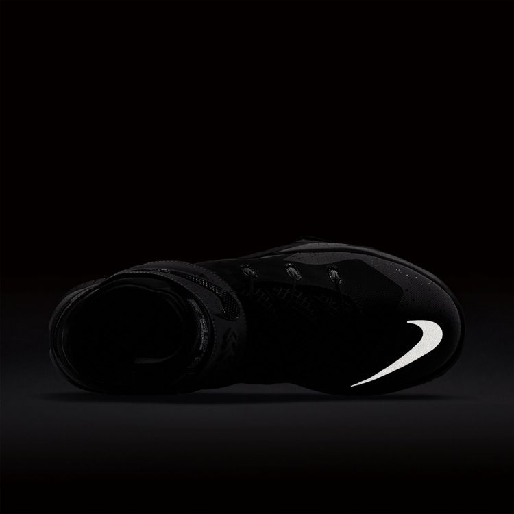 Nike Zoom LeBron Soldier 8 FlyEase