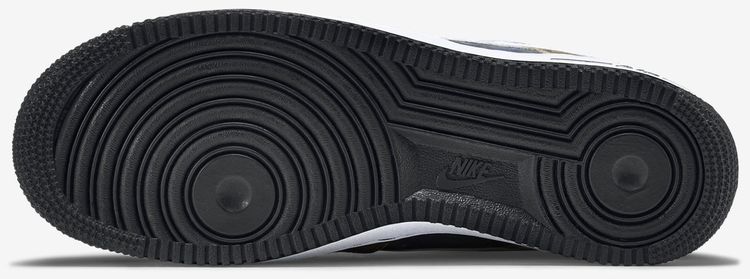 Nike Air Force 1 Low 07 LV8 Camo Green