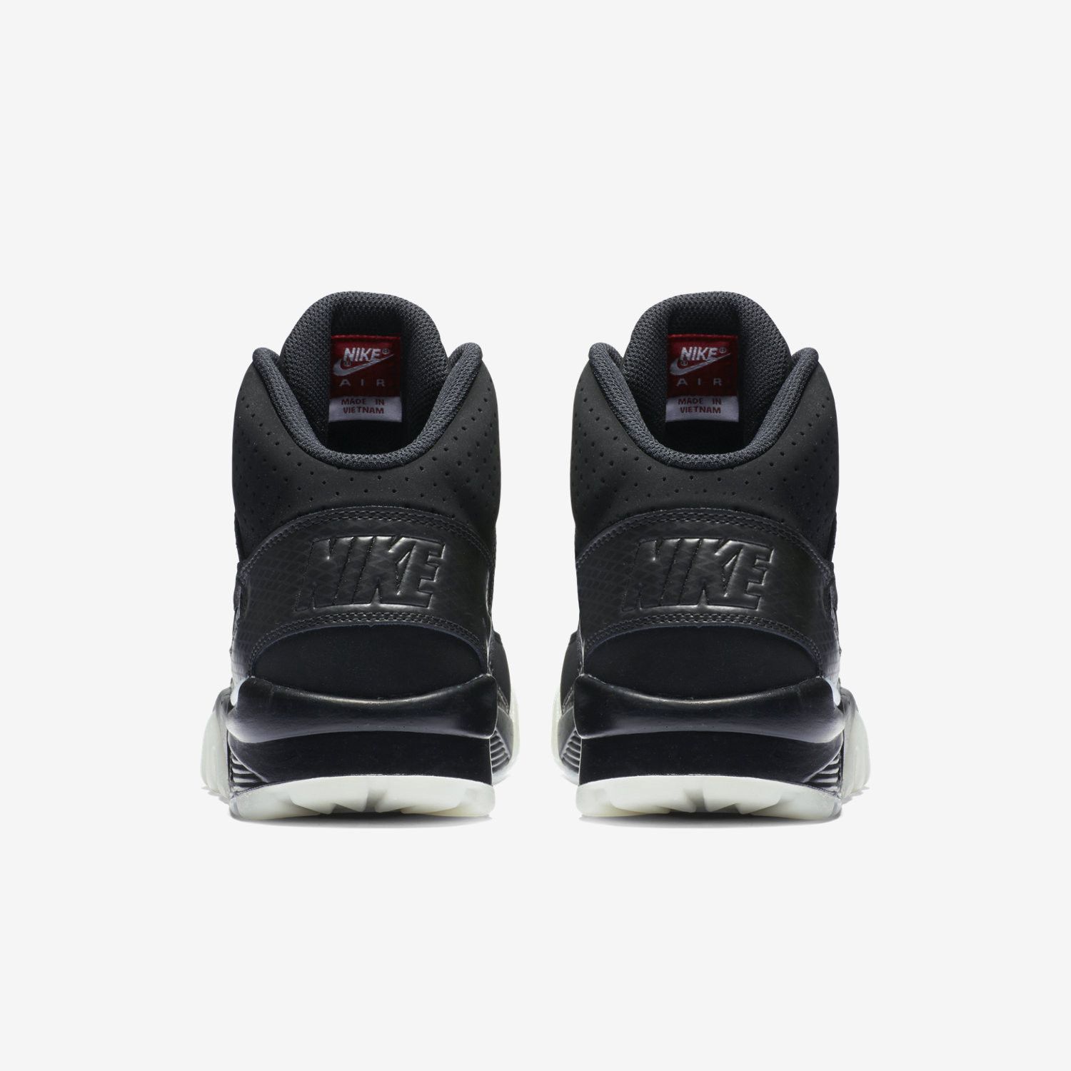 Nike air trainer sc low 黒蛇 28センチ