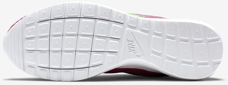 Nike Roshe Flyknit Pink Flash