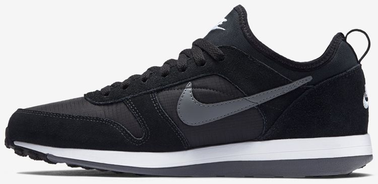 Nike Archive 75 Black
