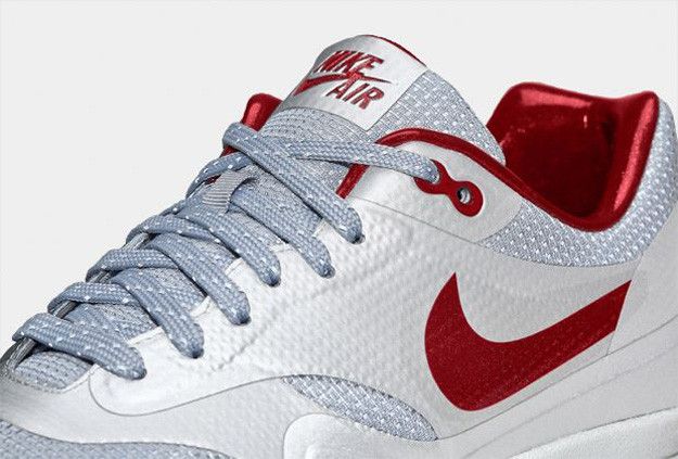 Nike Air Max 1 Hyp QS Silver Deep Red