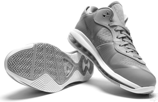 LeBron 8 V2 Low Wolf Grey