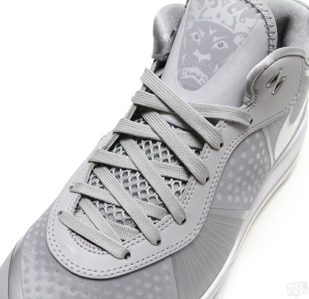LeBron 8 V2 Low Wolf Grey
