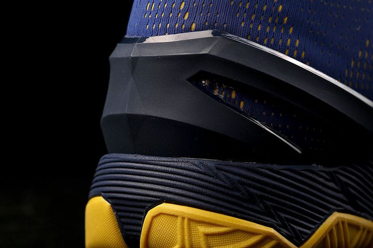 Under Armour Curry 2 Dub Nation