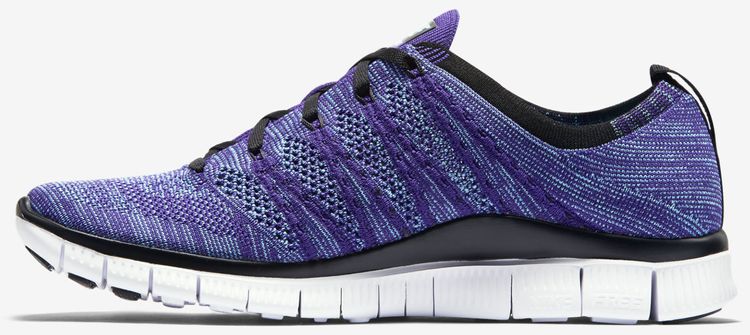 Free Flyknit NSW