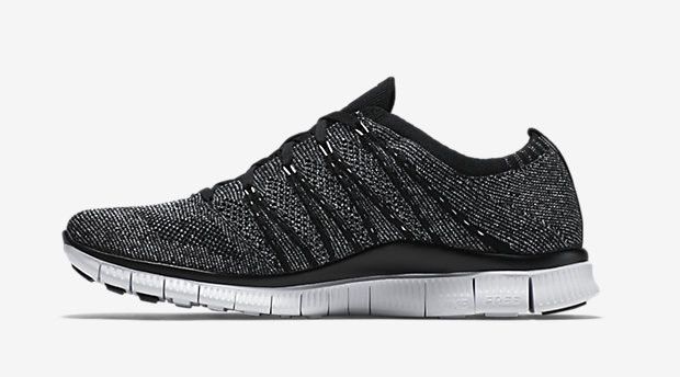 Size 10.5 Free Flyknit NSW Oreo