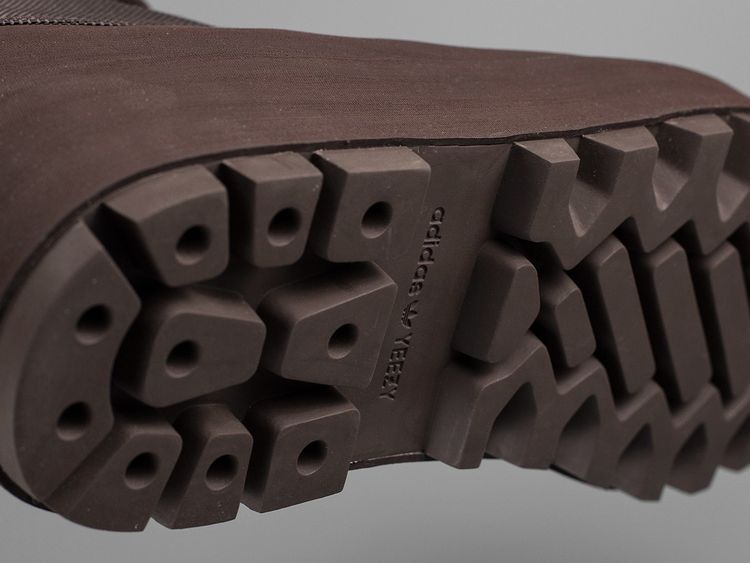 Yeezy 950 Boot Chocolate