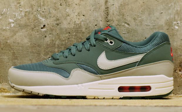 gotta be seasoned air max 1