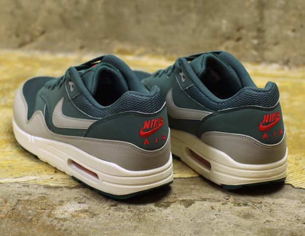 Nike Air Max 1 Hasta 537383-310 Sneakers Shoes Men\'s Size 13- No Box‎ Nike Air Max 1 Hasta 537383-310 Men main image 3