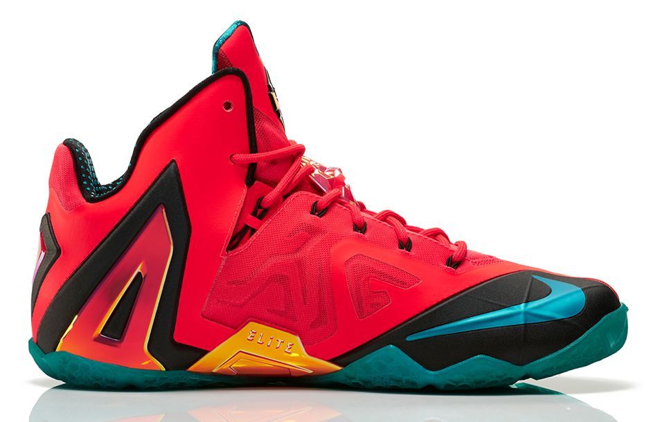 Size 11.0 LeBron 11 Elite Hero Pack