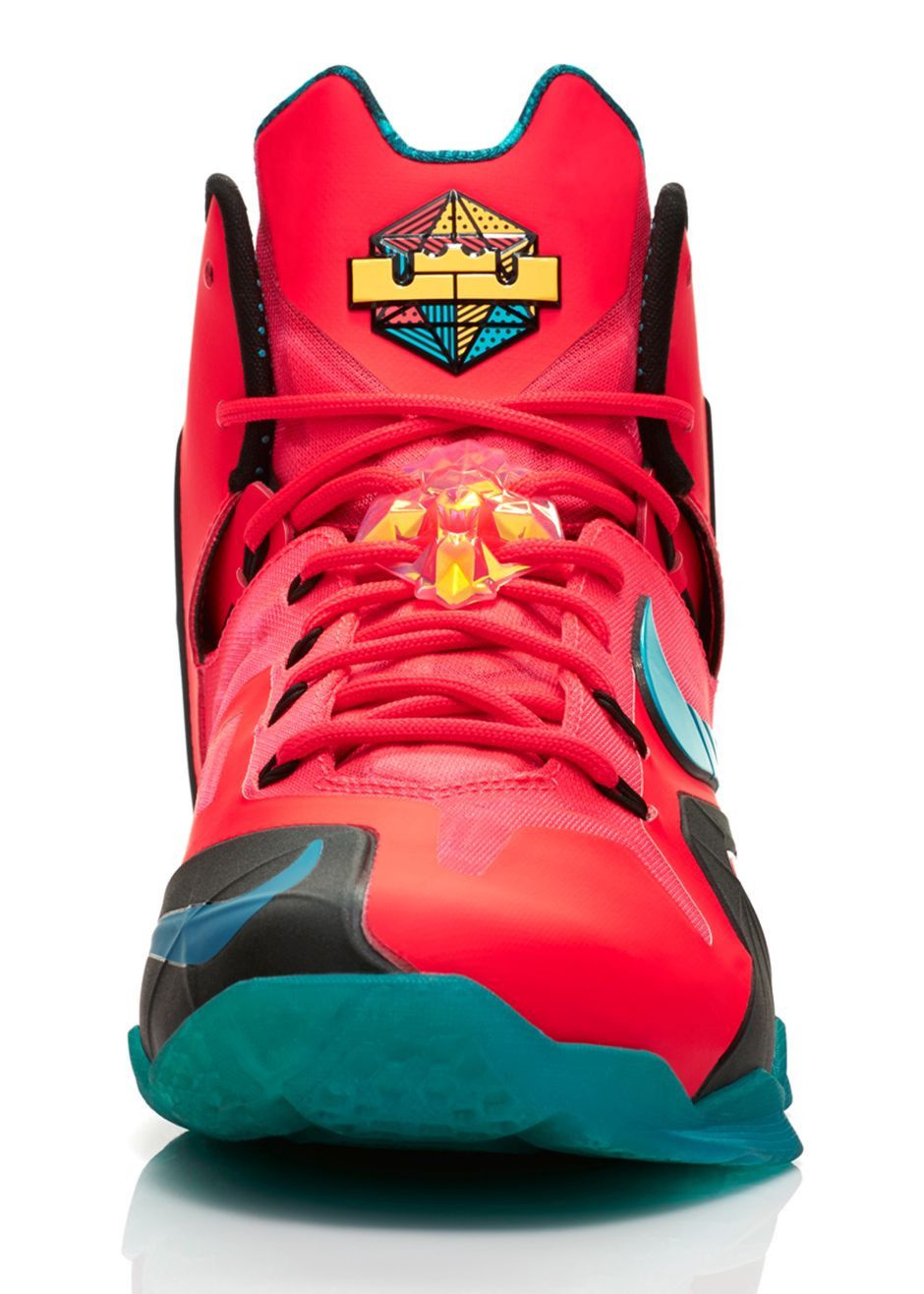 Size 11.0 LeBron 11 Elite Hero Pack