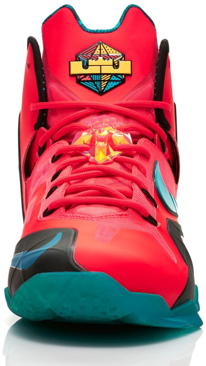 LeBron 11 Elite Hero Pack