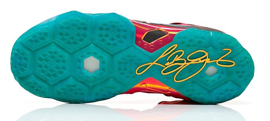 Buy LeBron 11 Elite Hero Pack 642846 600 GOAT CA