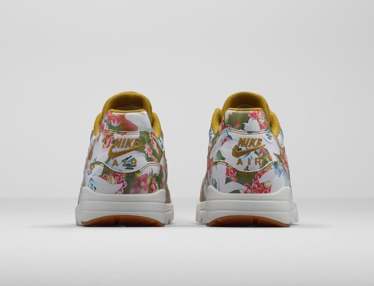 Nike Wmns Air Max 1 Ultra Milan