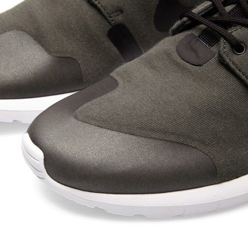 Nike Rosherun NM W SP Tech Fleece