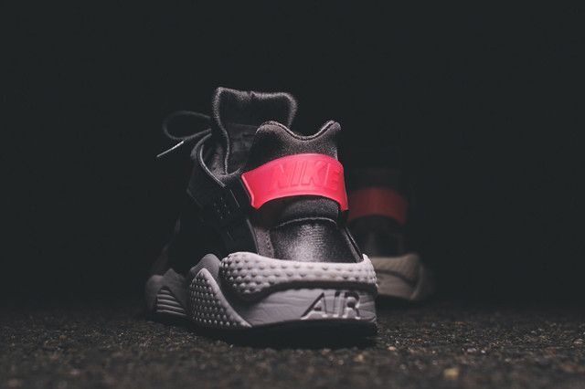 Nike Air Huarache Premium Safari