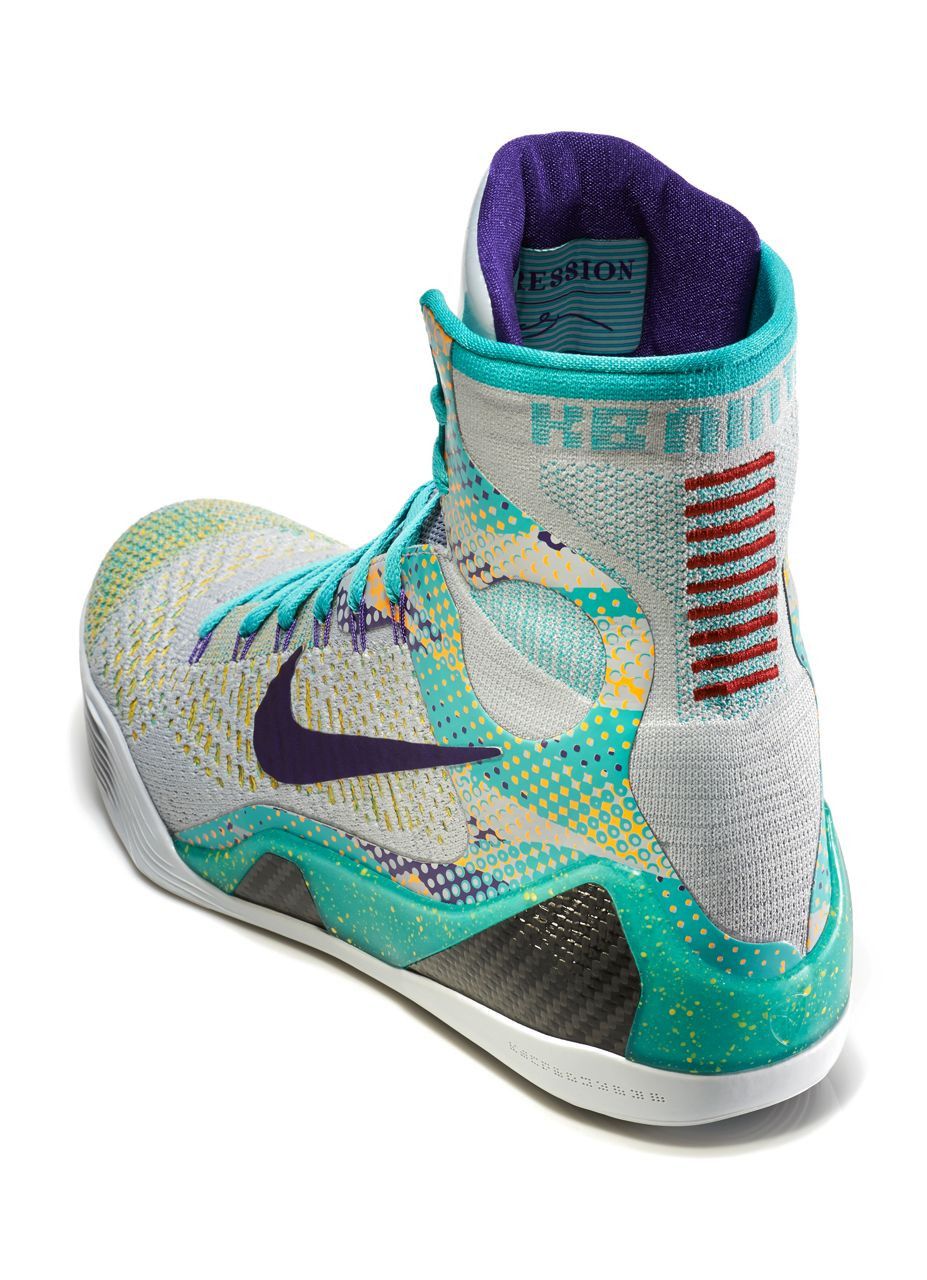 Size 11.0 Kobe 9 Elite Hero Pack