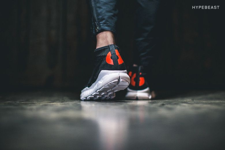 Nike acg flyknit trainer chukka hotsell