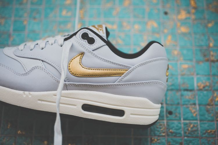 Nike Air Max 1 Premium QS Gold Trophy Pack
