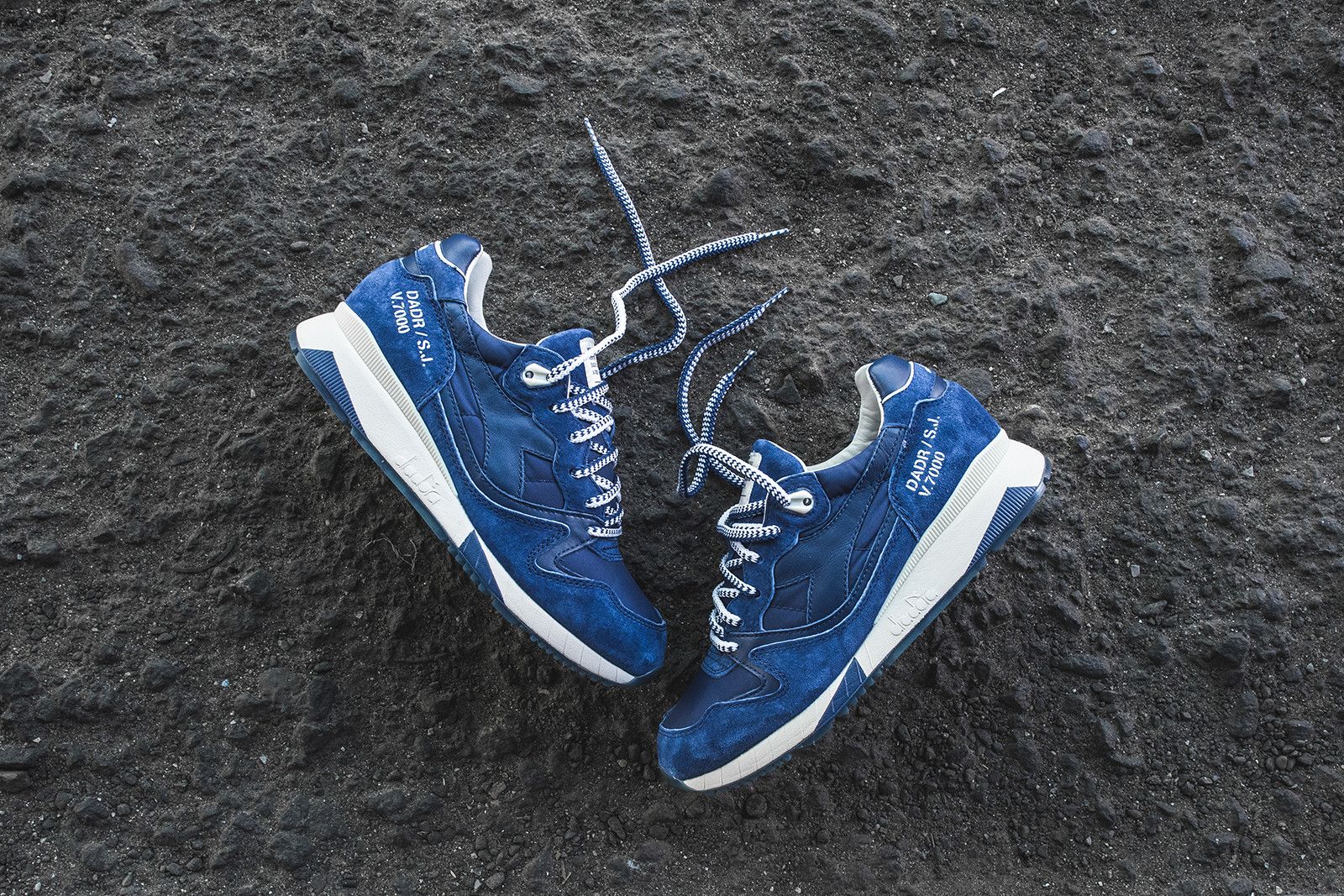 Buy Ronnie Fieg x Slam Jam x Diadora V7000 'Yvan' - 501 170195