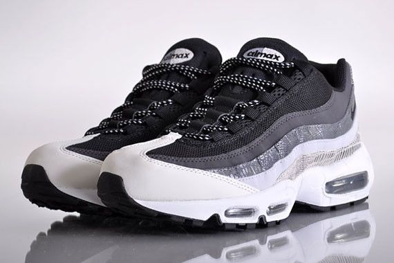 Air max 95 snakeskin online