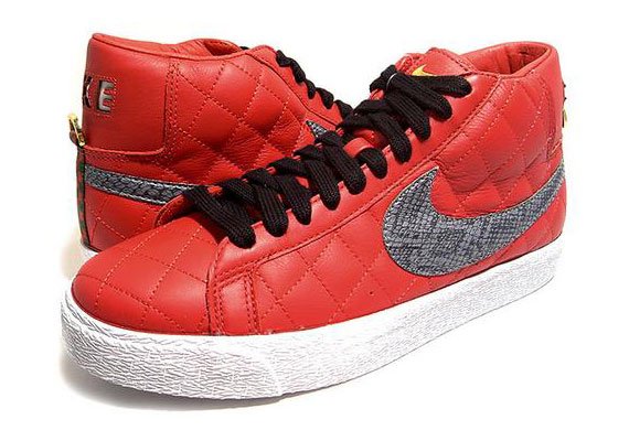 Supreme x Blazer SB 'Varsity Red'